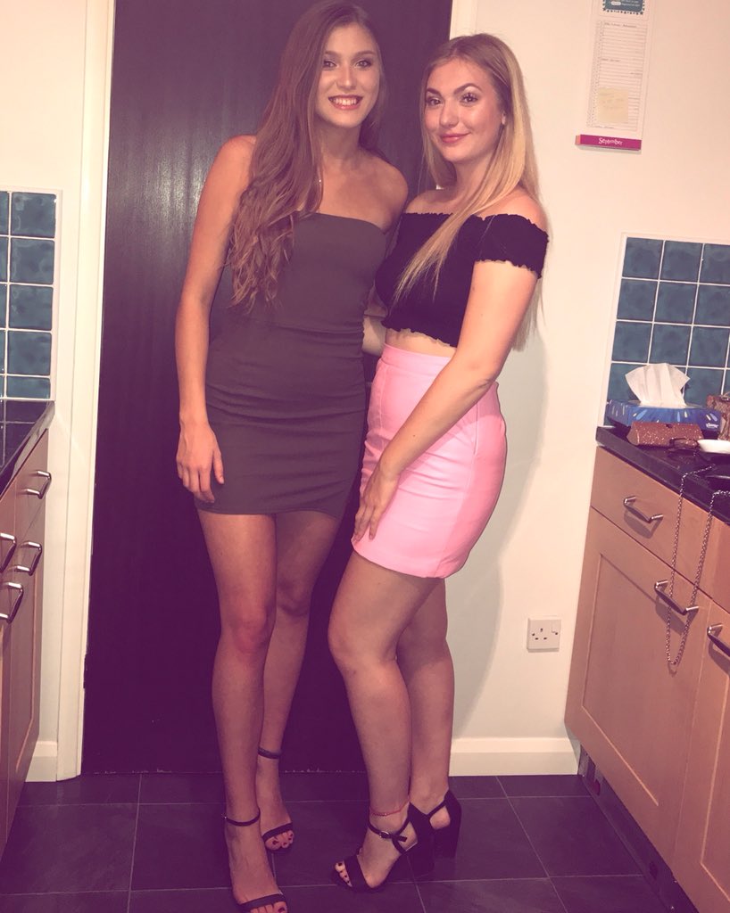 louiseeforder's tweet photo. @meganhowden happy birthday!!🤪🤩 hope you have the best day, can’t wait to be home to celebrate with you!🥂💛 love you lots xxxx https://t.co/AkXAUGYGDz
