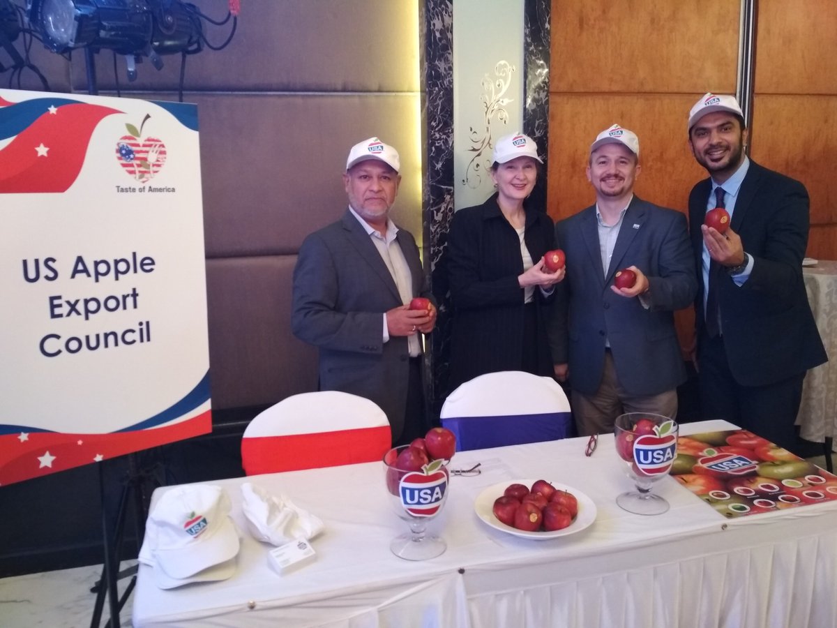 Maeflower_India's tweet photo. Namma Chennai- Thanks to everyone that visited our booth to discuss US Apples at Table Top Trade show in Chennai. Great to see many new and familiar faces! This will further strengthen the relationship between both India and the US through agricultural products. #USAEC #USDATrade https://t.co/9lz3bnfiRA
