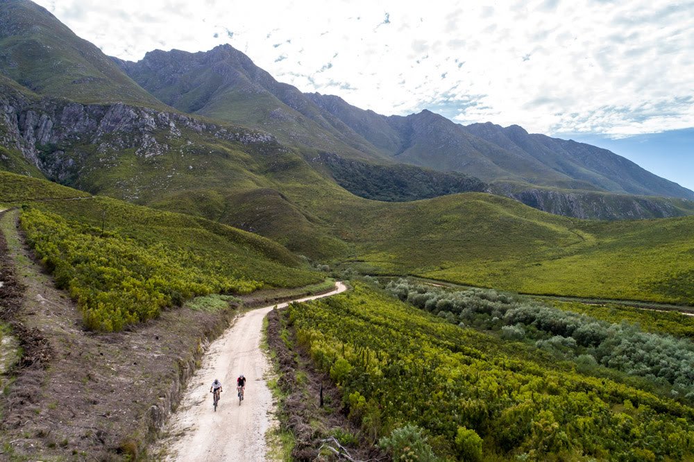 bikehubber's tweet photo. .@HotChillee announce world’s first 7-day point to point gravel stage race https://t.co/PVS74hpW8m https://t.co/qlUUqlJKLy