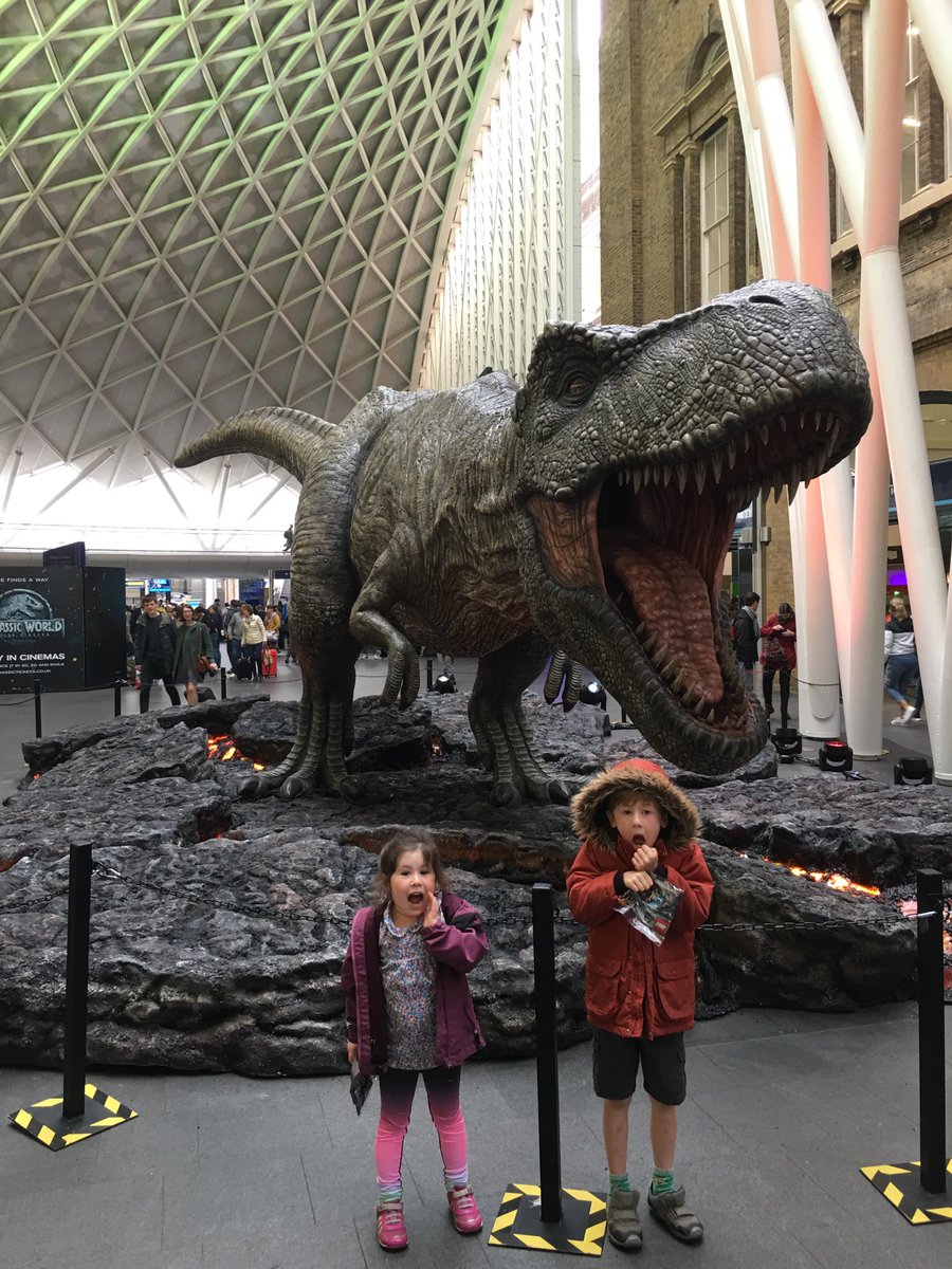 #jurassiclondon arghhhhhhhhhhhh