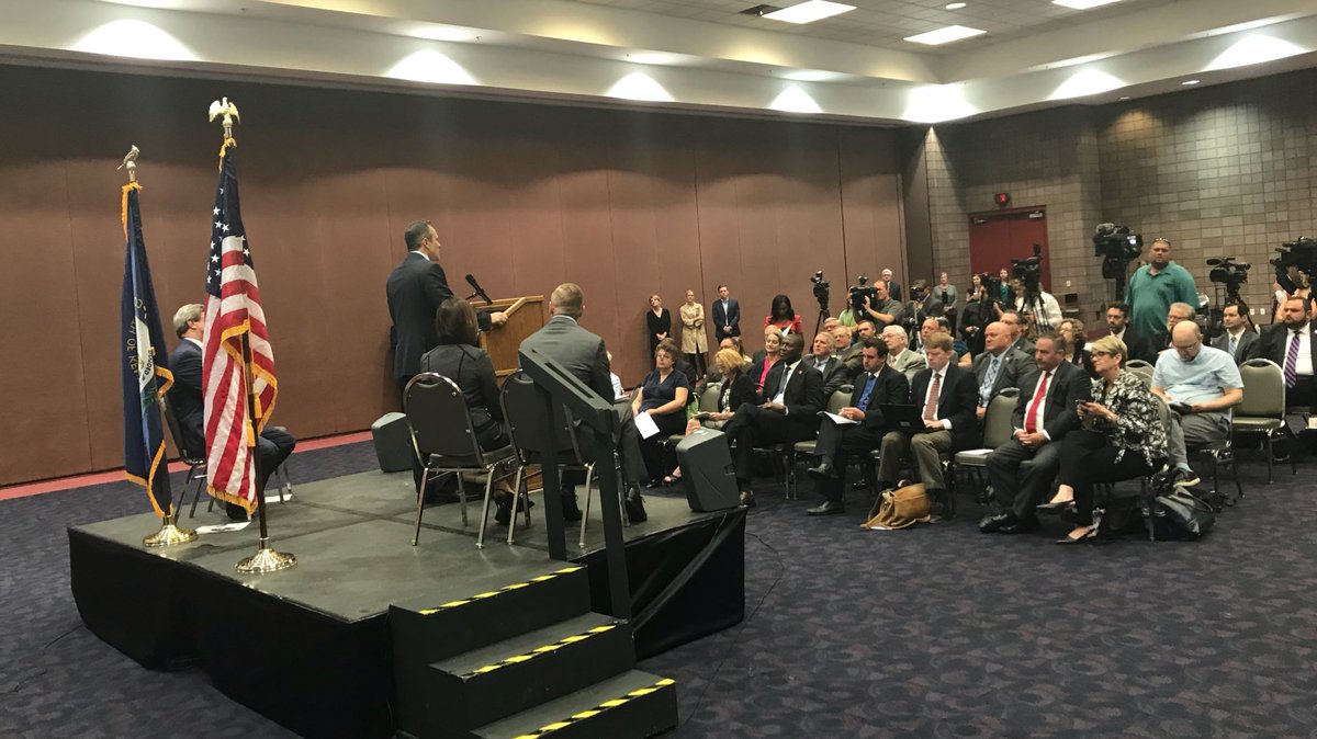 CHFSKy's tweet photo. Exciting news this morning as we announced a partnership with @healthyky to help with implementation of our innovative Kentucky HEALTH Medicaid waiver.  @GovMattBevin https://t.co/T5OvPq5WJd