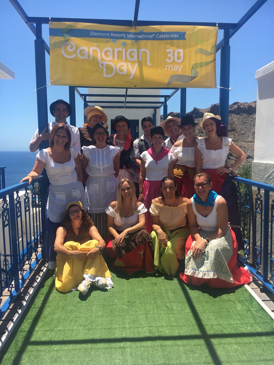 DanielRguezRM's tweet photo. #calablancateam celebrating with all Members and Owners such a apréciala day.
#DiamondResorts #Canarias #OneTeamOneDream #GranCanaria https://t.co/BIsIsV5tRi