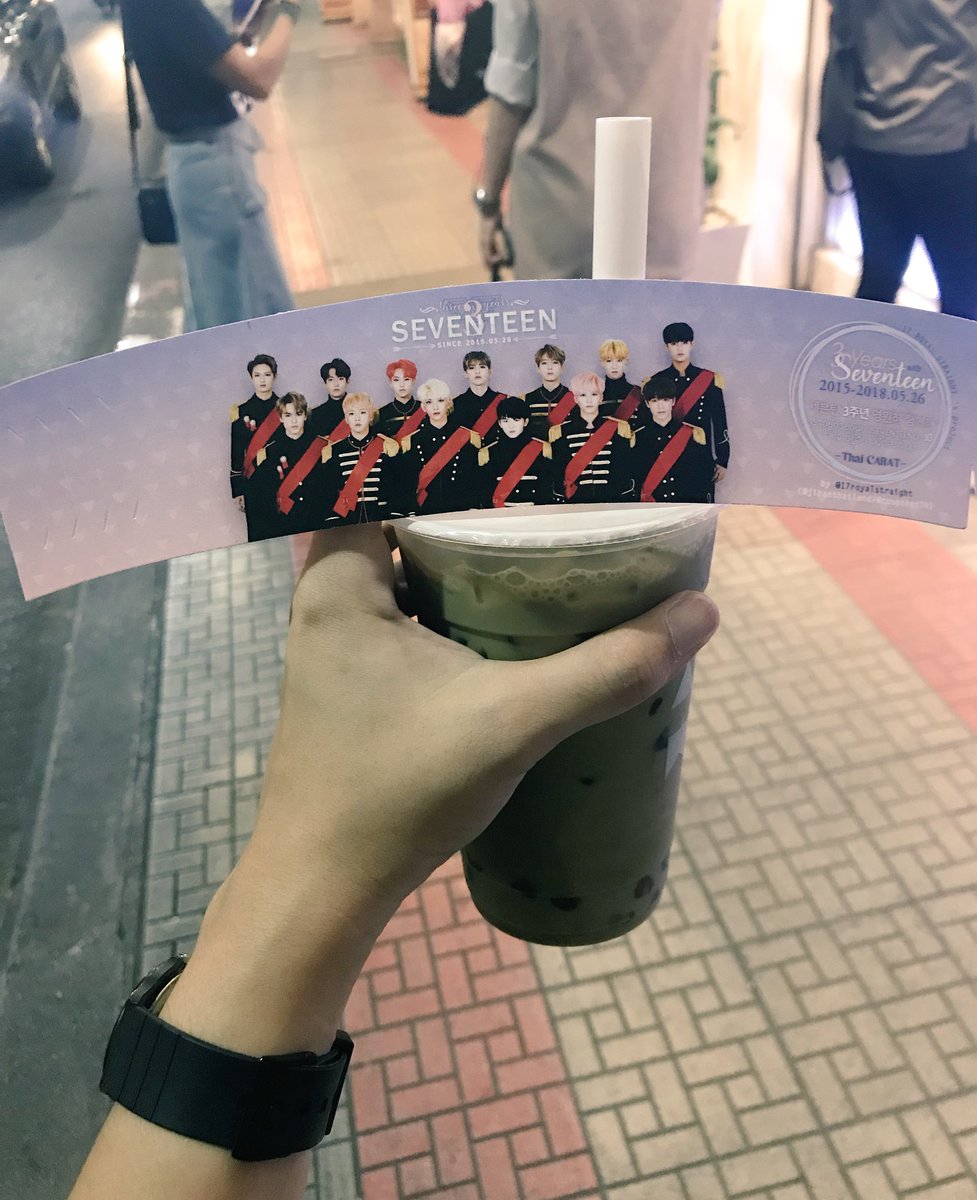 Windypandaa1's tweet photo. แวะไปรับเจ้าชายมาแล้ว💕 น่ารักมากๆเลย #3YearsWithSVT https://t.co/BmIWU7xHHH
