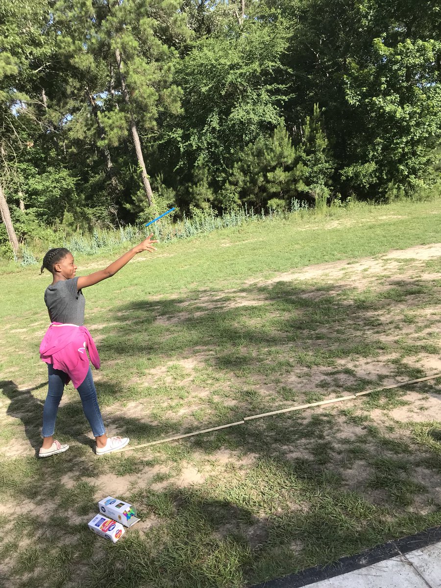 ktdavila3's tweet photo. @HumbleISD_LSE Lakeshore 4th and 5th grade classes competing in the First Annual Metric Olympics! #mathandscienceintegration #purposefulfun #leopardspotting @HallRachellek @shgrimes4 @Mrs_MillerKS @cuellar3e @Ms_THorton @BergeronLSE4th @MrRobinsonLSE @KathrynHenson https://t.co/BQWx5xgng9