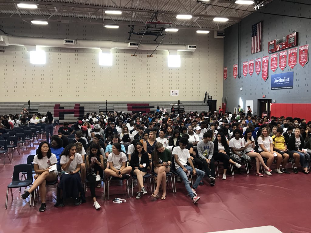 T_Rav2018's tweet photo. In place and ready to (practice) Walk!!! #RespectTheT https://t.co/VSLcx8dq4T
