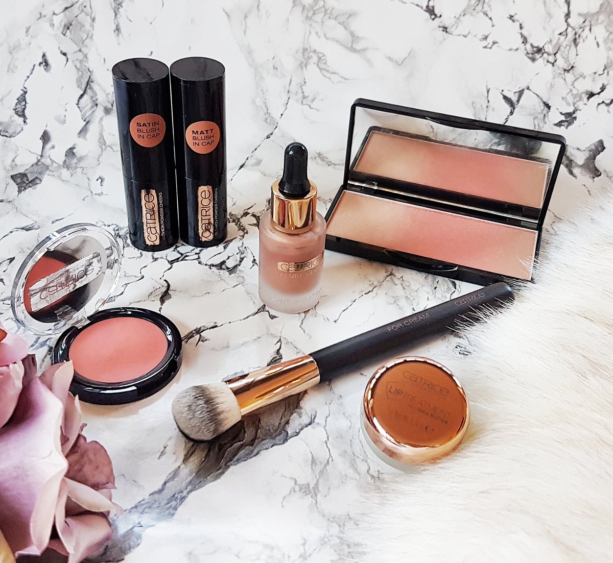 prettifulblog's tweet photo. Have you seen the new @CatriceSA Blush Flush Collection yet? I bought mine from @TAKEALOT. I'll have a review up soon. How high end does it look? π #CatriceSA #takealot #GirlTalkZA #BlushFlush https://t.co/Nr27I6b6Sm