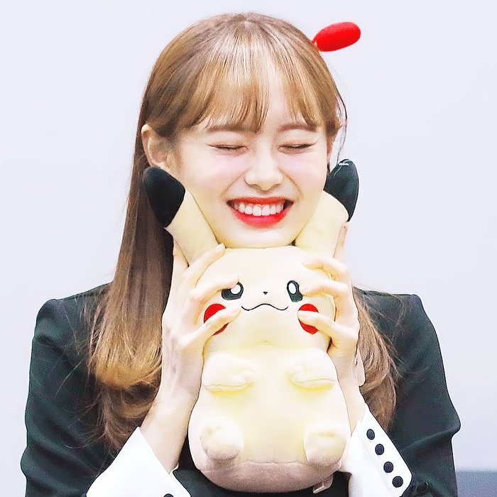 U__SAVETHEWORLD's tweet photo. 5. 이달의 소녀 츄 https://t.co/tQ2yLsYMq5