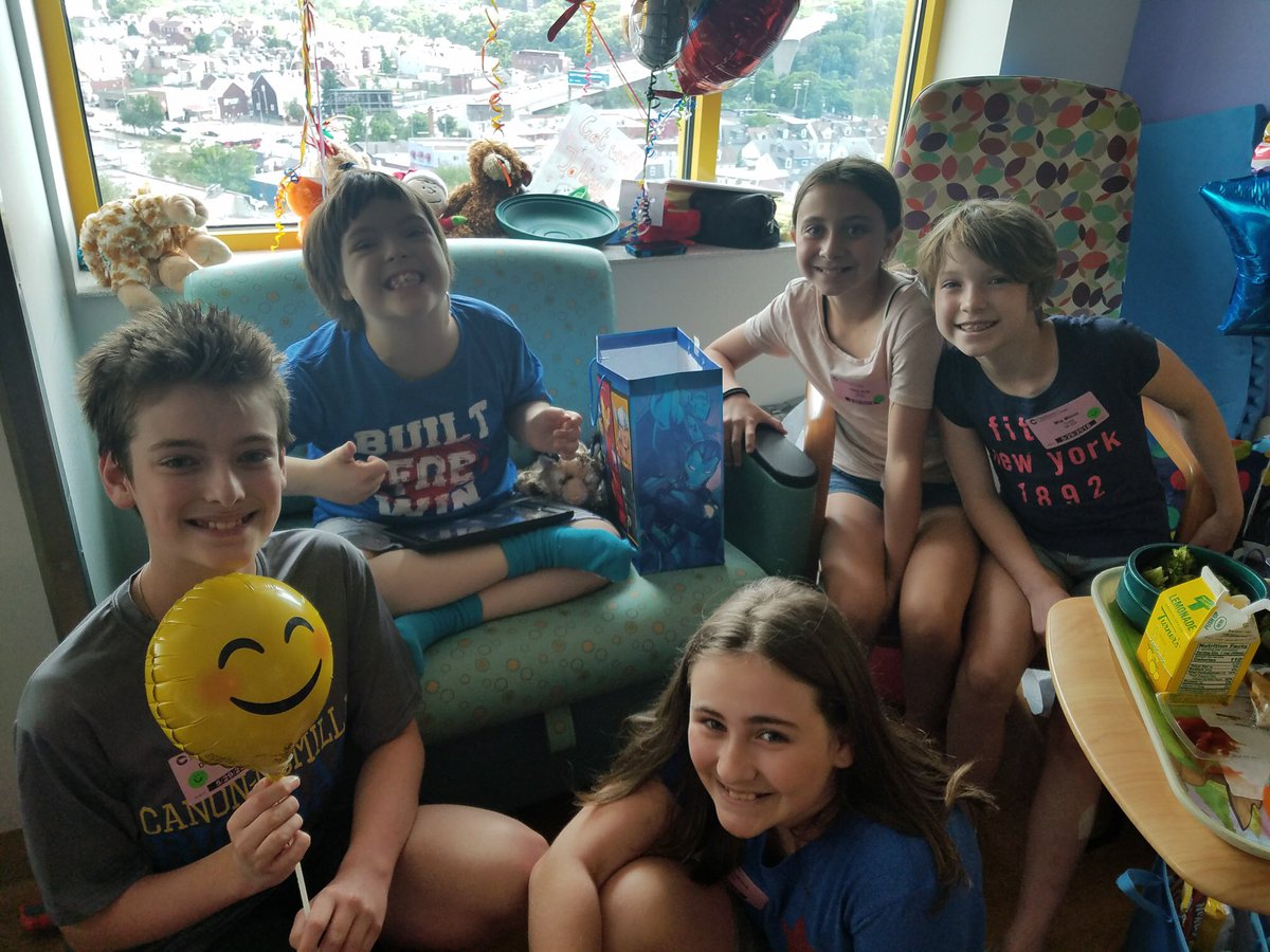 TeamNSIS's tweet photo. Johnny is all smiles with his NSIS friends that visited him at Children’s Hospital. #getwell #keepfighting https://t.co/rcr3EyfFbZ