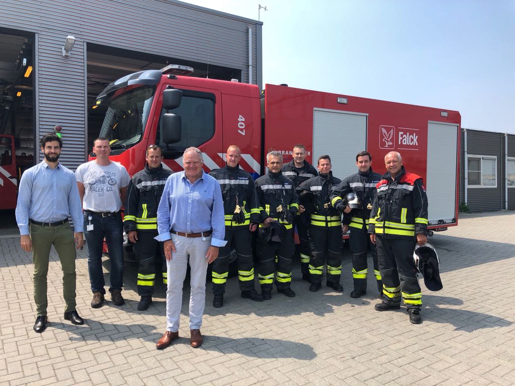 Na een 2-daagse externe audit, kan Falck Fire Services met trots vermelden dat we opnieuw hebben bewezen volledig te
voldoen aan de door ISO en OHSAS gestelde eisen op het gebied van Kwaliteit, Milieu en de Gezondheid en Veiligheid van onze medewerkers! #trots op onze mensen!