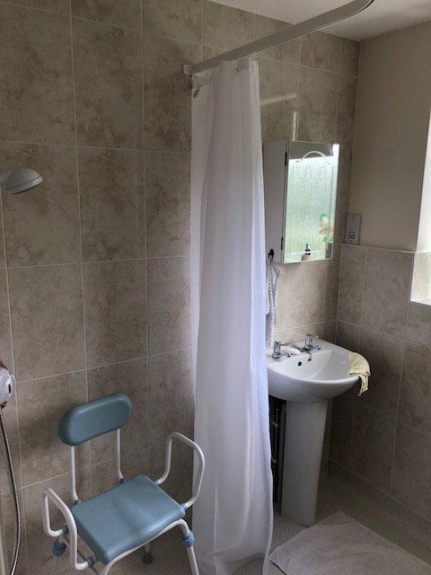 CambsHIA's tweet photo. Private Work the Cambridge Home Improvement Agency project managed and designed for a vulnerable client. #levelaccessshower  #cambshia #disabledadaptions https://t.co/JYrdiv1dFQ