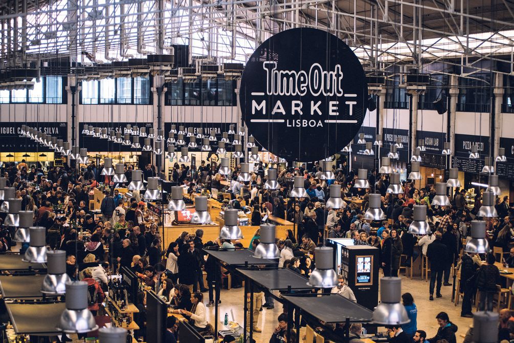EaterMontreal's tweet photo. Mega food hall Time Out Market is coming to Montreal https://t.co/dQYjC7hMYq https://t.co/X4QPpZDvKK