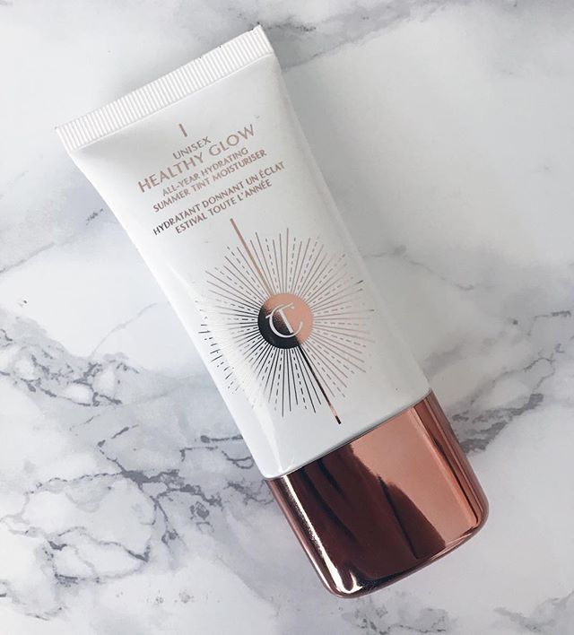 TheLWorld_ca's tweet photo. My new holy grail #healthyglow
.
.
.
.
.
.
.
#beautyjunkie #beautylover #makeupaddict #makeupmobb #wakeupandmakeup #torontomakeup #bbloggersca https://t.co/Mp29Tl4lh9