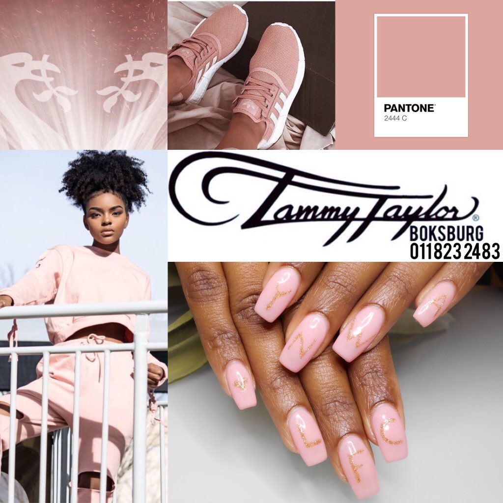 TTNailsBoksburg's tweet photo. #ColorInspo #TammyTaylorNails #tammytaylorboksburg #TammyLifestyle #yncw #lfc #footballnails #pantone https://t.co/0weNItVOgb