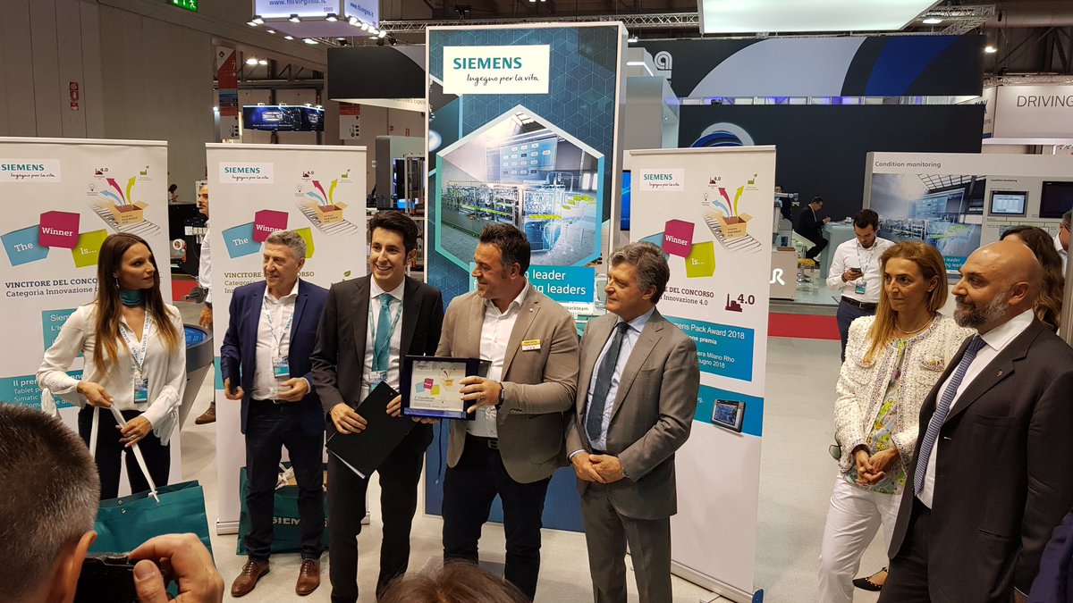 UCIMAorg's tweet photo. A #IpackIma2018 #Siemens premia l'innovazione con il Siemens Pack Award: #TechnoD #TiberPack e #Robopac le aziende premiate nelle tre categorie del contest >> @ipackima2018 #ucima #packaging https://t.co/rRHDWydImI