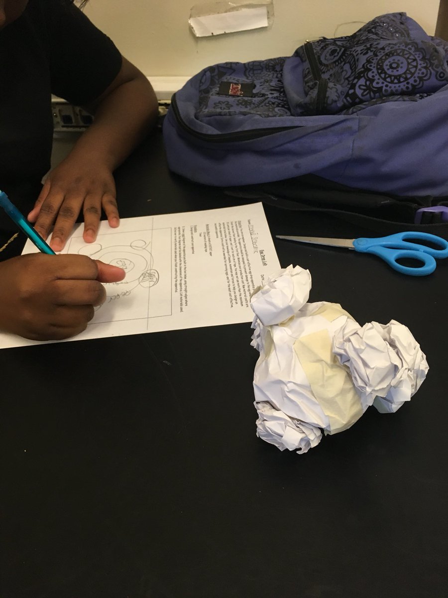 science_adams's tweet photo. Egg drop!! @Hand_Science @HandMiddleSC #ScienceIsHappening #workinguntiltheend https://t.co/TxvFaJyQsq
