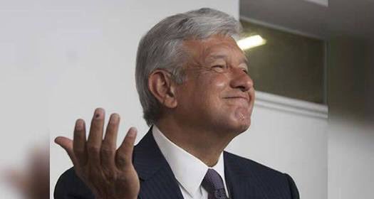 La reacci&oacute;n de los 3 candidatos al ver la #EncuestaReforma de hoy..... https://t.co/494teQVA0f<a href="/tag/encuestareforma"class="tags">#EncuestaReforma</a>