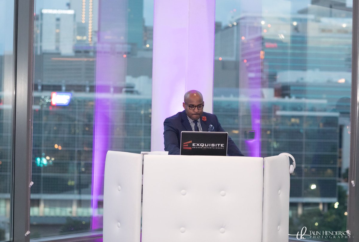 Bright lights, fancy front and ready to go for Nick &amp; Kelci's Wedding at @VentanasAtl a few weeks back! Big thanks to @TaunHendersonPhotography for the Snap!! 

#WeddingDJ #AtlantaWedding #ExquisiteSoundsEnt #DJTorynL