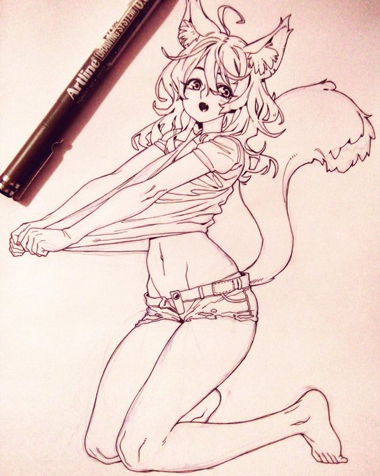 Been too busy working on the 'zine to post much content recently but, just to keep y'all entertained, here's a WIP of a Tanako piece I'm planning to include (still have to color it tho) 