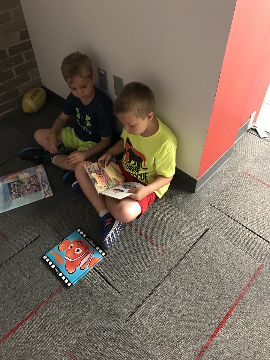 MrsWeldy's tweet photo. Partner reading on the Gibson Stage. So proud of how far everyone has grown as a reader this year! #bhes180daysoflearning https://t.co/jnVImUDDzu