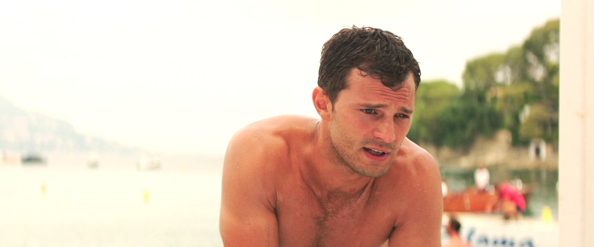 RoratoSilvia's tweet photo. #JamieDornan #ChristianGrey #BodySoPerfect #TotallyFabulousAndSexy π₯π₯π₯ #VeryMuscled #FiftyShadesOfFreed #Honeymoon Thanks so much @EverythingJDcom @HollyMasen https://t.co/2F2aFzxuG9