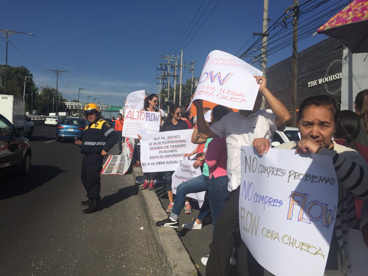 Vecinos_Bezares's tweet photo. En #Flow no respetan el área libre de acuerdo al uso de suelo que les corresponde, colindando con la colonia, ¿por qué la autoridad no hace nada? @XochitlGalvez @Felipe_CDMX @amievajoserra https://t.co/vuB7X2Roke