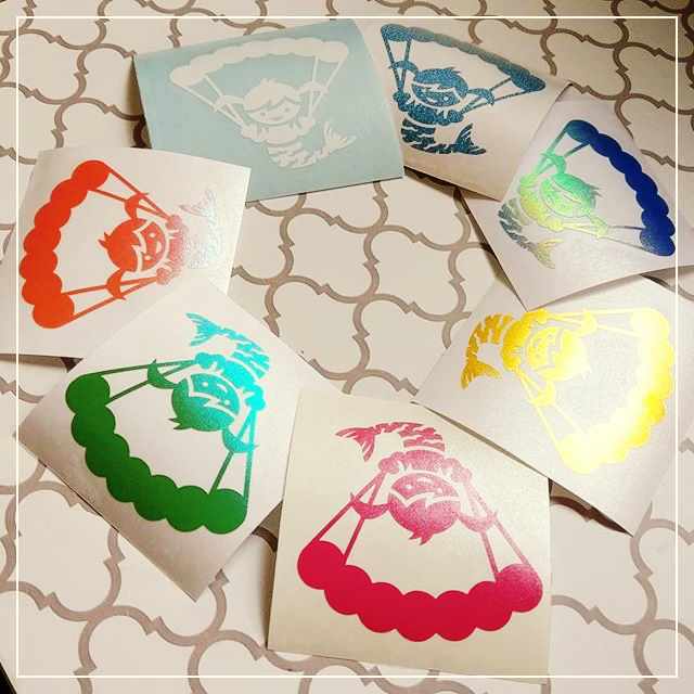 Super Sweet Sticker Sticking Video blueskiesmag.com/2018/05/30/sup…
