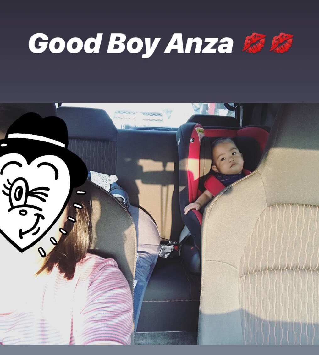 Hari ini pertama kalinya pergi berdua anza buat jemput ayahnya di kantor.. Deg2an tp seneng krn si bayik anteng selama di jalan..yeaay 💋