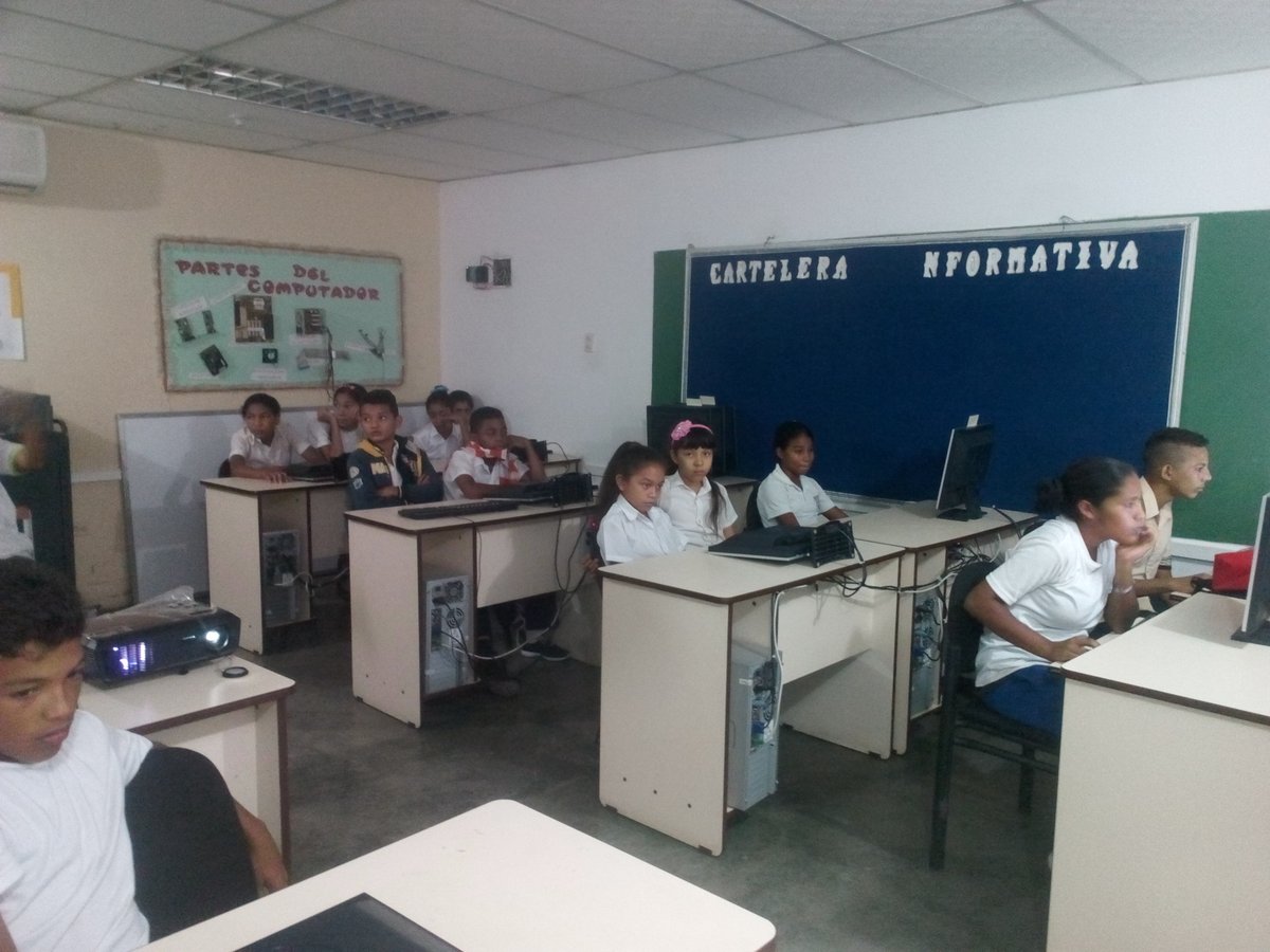 BocaneyCbit's tweet photo. @#Fundabit #OrquideaFlorNacional, video y conversatorio dirigidos a niños de 4to B sobre el cuidado de nuestra flora en especial conociendo Nuestra Flor Nacional La Orquidia. @JauaMiranda @vane_prieto @FundabitCojedes @MaryoriMolina https://t.co/N8yHmBBuWQ