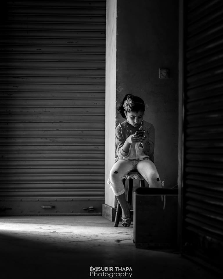 Nep_Photography's tweet photo. The cell phone has become the adult's transitional object, replacing the toddler's teddy bear for comfort and a sense of belonging. #Photowalkersnp
Image : @Subirt99
#NIPImages #BOTW #NIP #photography
Follow the photographer :
https://t.co/05koP1g30n
https://t.co/rE7rCSuwqz https://t.co/6s3jmi2iGw