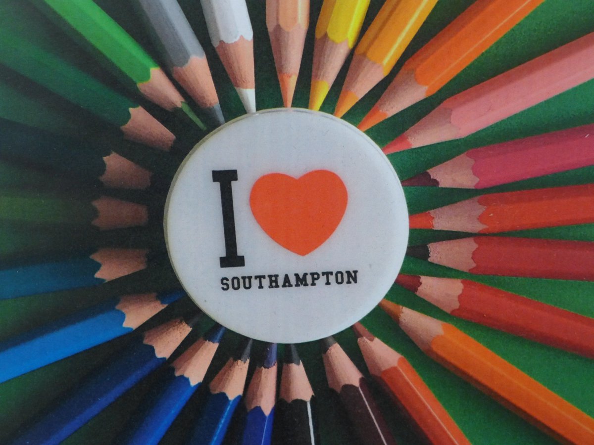 UniSotonLibrary's tweet photo. Super-creative Library users here at University of Southampton. #CreativityDay #ExamZen2018 https://t.co/MzCL6fvxy1
