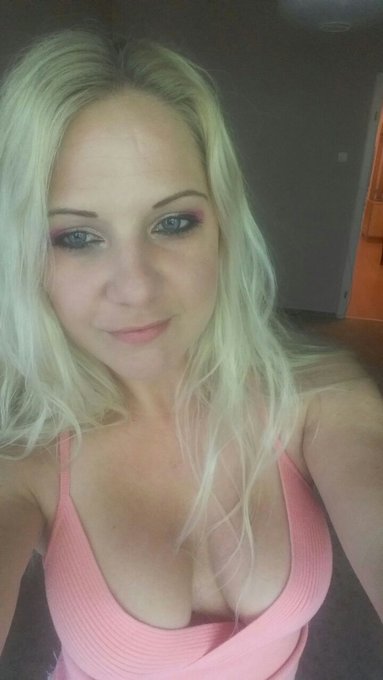 Before shoot https://t.co/TNpy21C0kQ