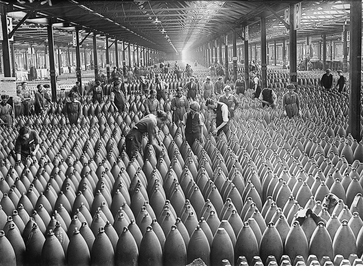 Opisz Warunki Pracy W Xix Wiecznej Fabryce The Great War on Twitter: "A look into a British munitions factory