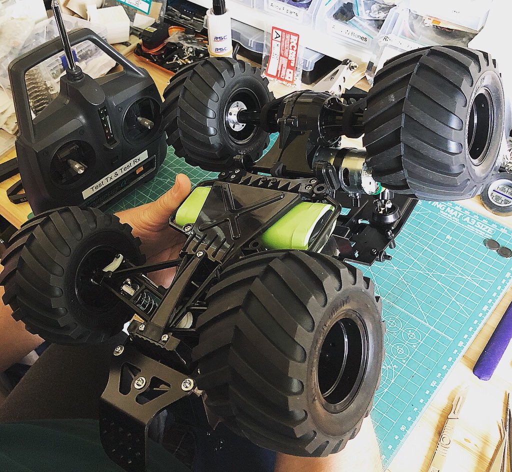 rscscalemodels's tweet photo. #Tamiya #Lunchbox #BlackEdition has been under construction to get it ready #forsale. 
For further information on what #Hopup options have been added. Click the link below

https://t.co/PSRvwGaYtG

#radiocontrol #rccars #rctruck #newbuild #camo #bodyshell #rscscalemodels #built https://t.co/51E9kecvWX