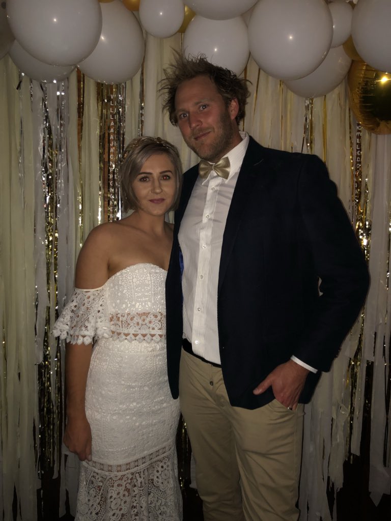 pilgsy's tweet photo. No red carpet or paparazzi but a wonderful night #tatyball #touchofgold #howisshe #10/10 https://t.co/pY0UHTbsMm