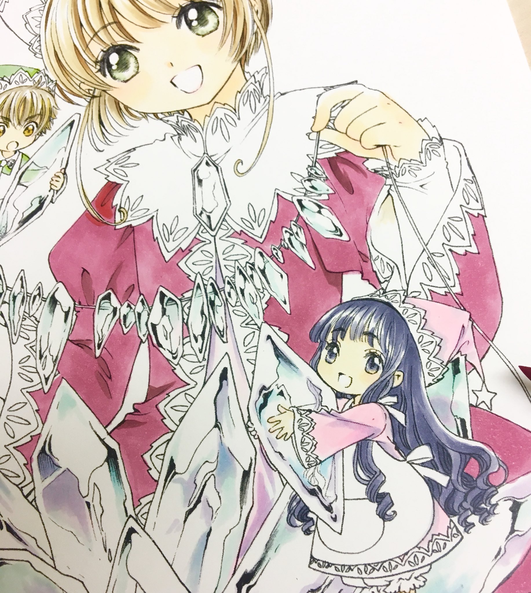 Twitter 上的 コピック公式 Copic Official 服の続きです 塗る順番 逆の方が良かったかも コピックの重ね塗りは後から塗った色の方が残りますので もうちょっと落ち着いた赤にしたければr27 R34の方が良さそうです 影をいれつつ 完成が見えてきました Cc