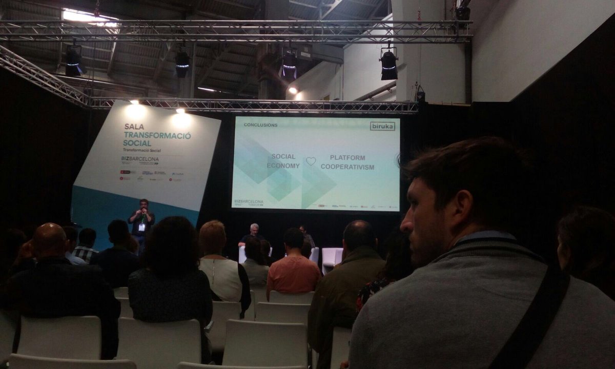 BirukaExp's tweet photo. Moltes gràcies a tot l’equip organitzador del @bizbarcelona i a @barcelonactiva per l’ocasió d’explicar el viatge de @BirukaExp !! #bizbarcelona18 #havefund https://t.co/v4dTRNpFZs