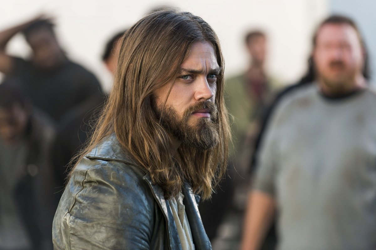 TomPayneNews's tweet photo. Sharing this photo as a humble attempt for refreshment in these Jesusless days. #TomPayne #TheWalkingDead https://t.co/5SQLP0RDM1