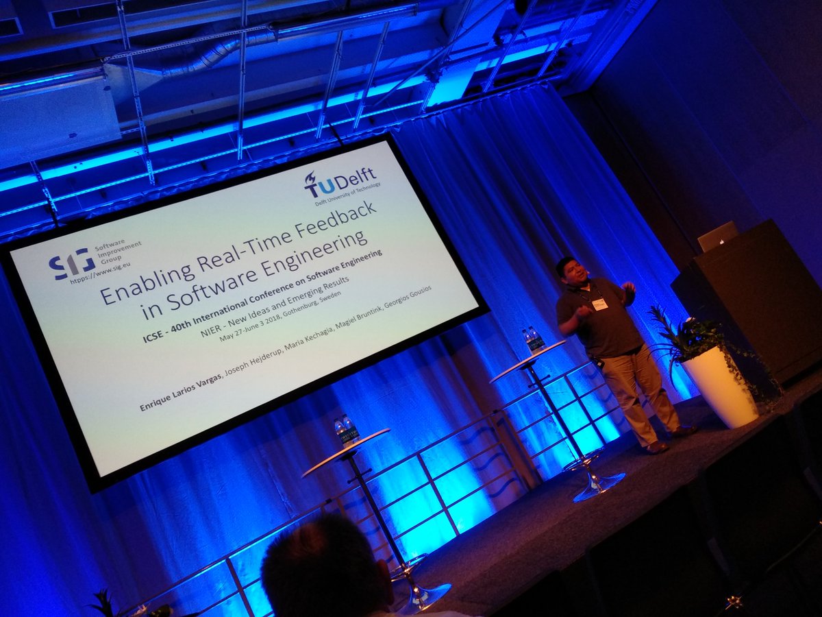 Inventitech's tweet image. &quot;Don&apos;t worry, I will proceed with the slides&quot; says Enrique Larios Vargas much to the joy of his audience after spending 5 exquisite minutes on slide 1. #icse18