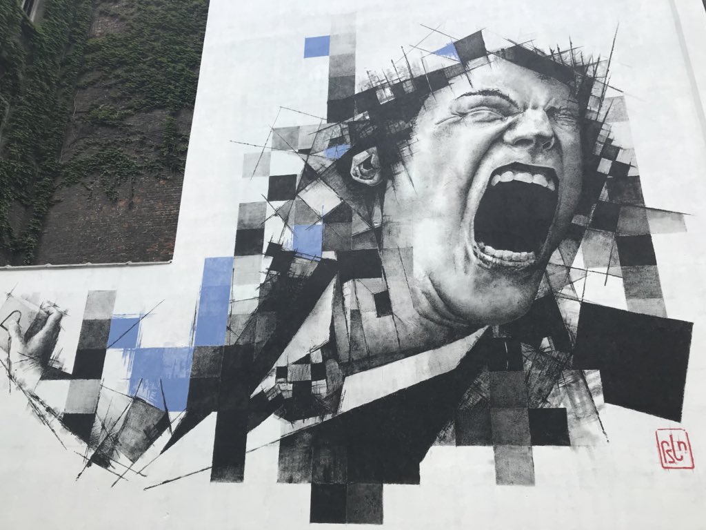 karinelalieux's tweet photo. Nouvelle fresque de l’artiste bruxellois #fstn dans le cadre du #parcoursstreetart #streetart #bxlove https://t.co/hJUC09vum8
