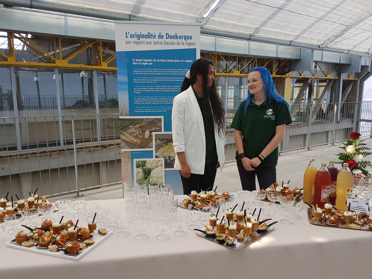 EAgricole_HdF's tweet photo. #EnseignementAgricole Journée de la signature de la convention DRAC / DRAAF Hauts-de-France. Cocktail avec repas local préparé par le chef cuisinier et le "club cuisine" du lycée professionnel agricole de Dunkerque. En partenariat avec le #CRRG https://t.co/QH1ay6tg1d