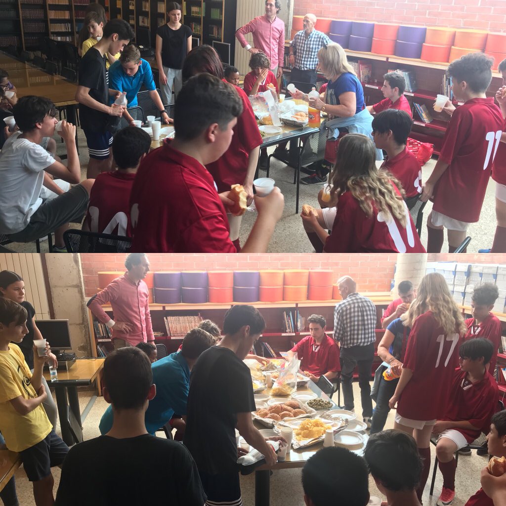 Cemporda's tweet photo. Aquest matí el grup d’alumnes #3resocee1718 #fadir #aps #aprenentatgeiservei han rebut la visita dels companys de l’escola Mare de Déu del Mont. Torneig de futbol i esmorzar a la biblioteca del centre. Gràcies per la visita!!! https://t.co/EzmZnvGXaq