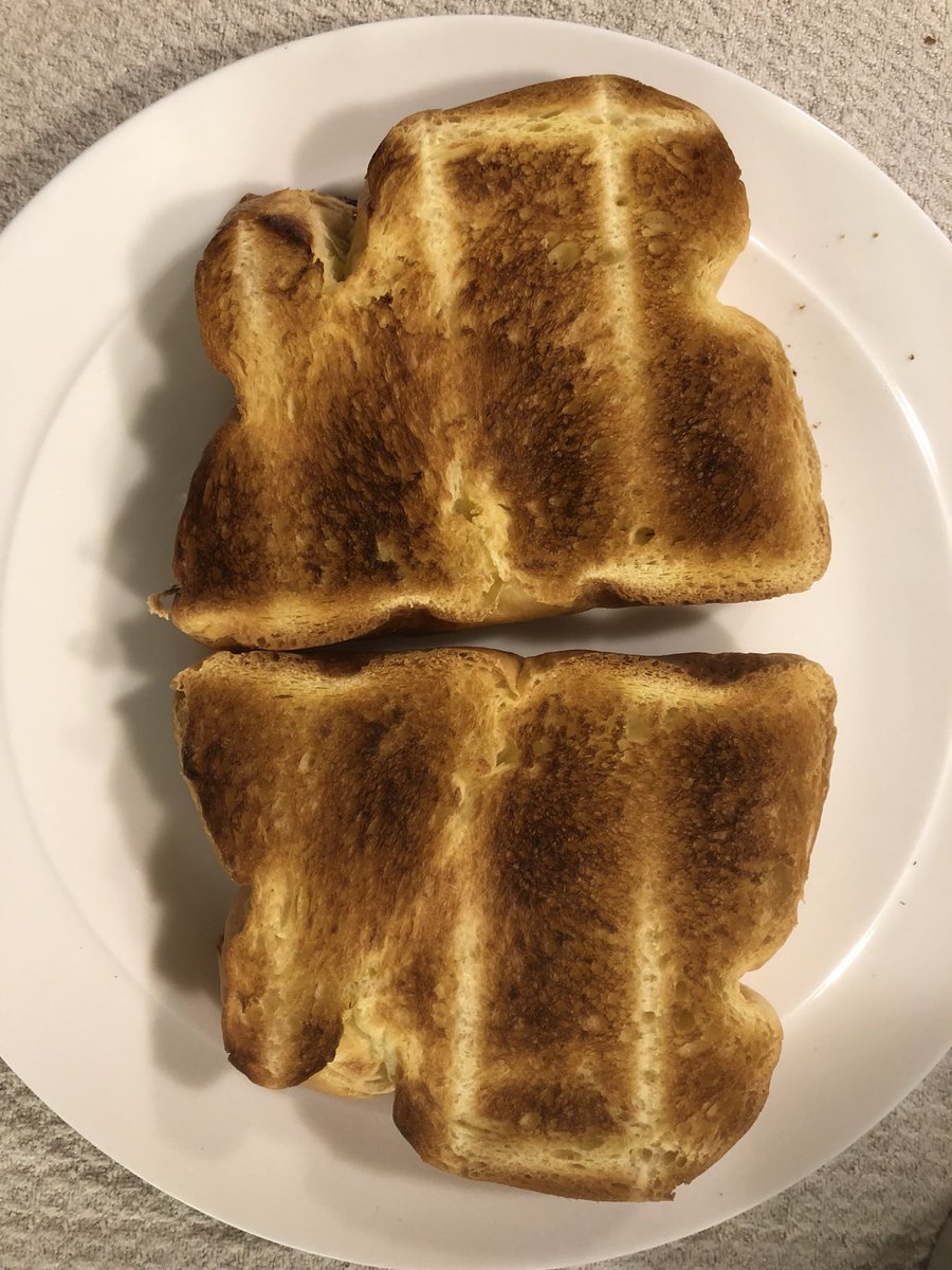 tlausser's tweet photo. My breakfast Rorschach test https://t.co/EVvwdX7pc6