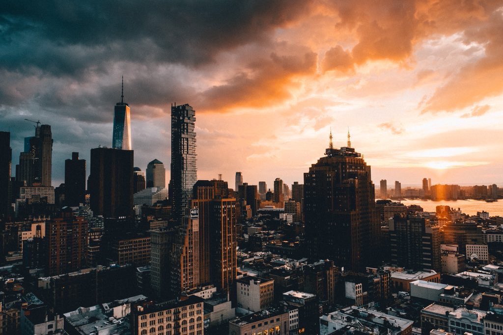 CameraTrickTips's tweet photo. Sunset around Manhattan https://t.co/oRvbihWpnw