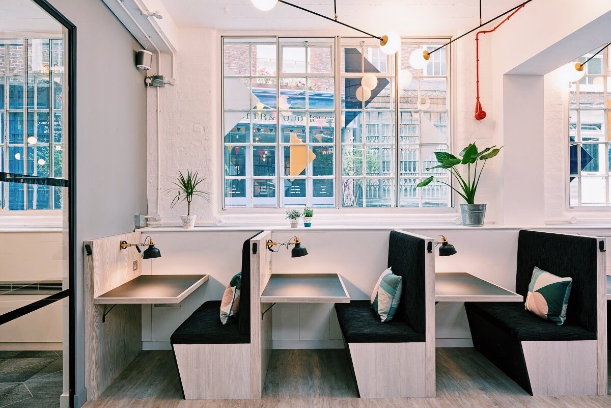 workdotlife's tweet image. The perfect spot for when some serious work needs to get done. Find out more about our Clerkenwell space: bit.ly/2kDKrit #studycorner #nodistractionshere #workdotlife #becauselifestooshort