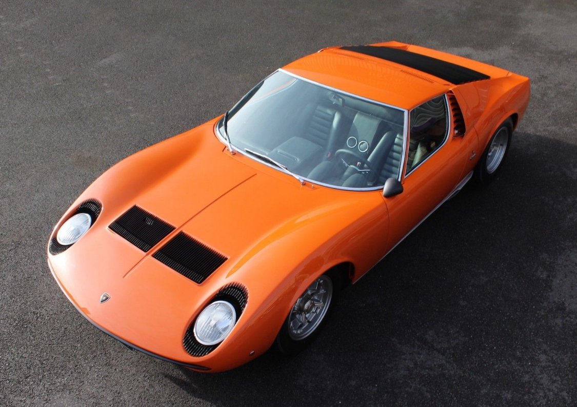 DrivenByOne's tweet image. Sensational #Lamborghini Miura S listed for sale at a mind-blowing £1.8million 😍😍 buff.ly/2LEFy4J