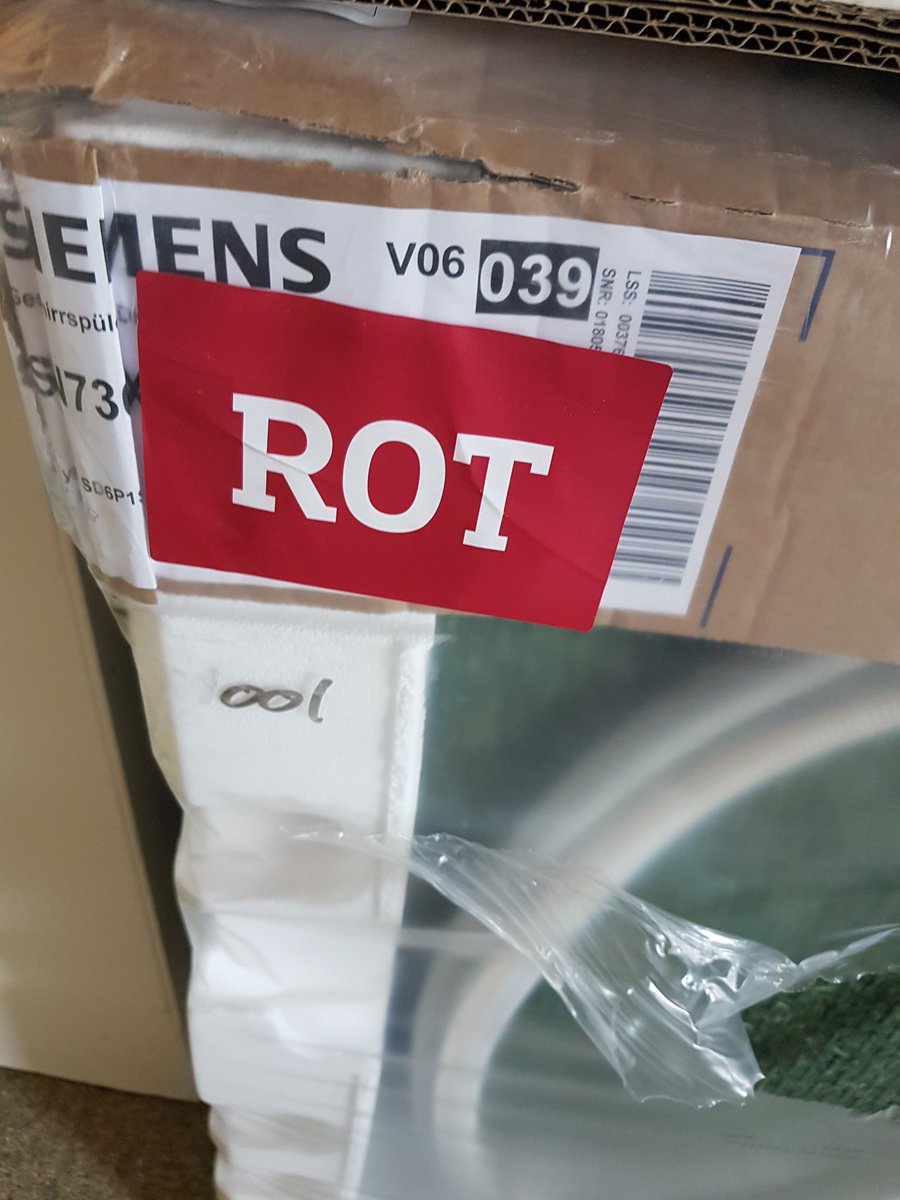 rosanard's tweet photo. @Coolblue_NL dit zegt toch hopelijk niets over de vaatwasser die ik bij jullie heen gekocht? 🤣🤣 https://t.co/H4xSFCSjHN