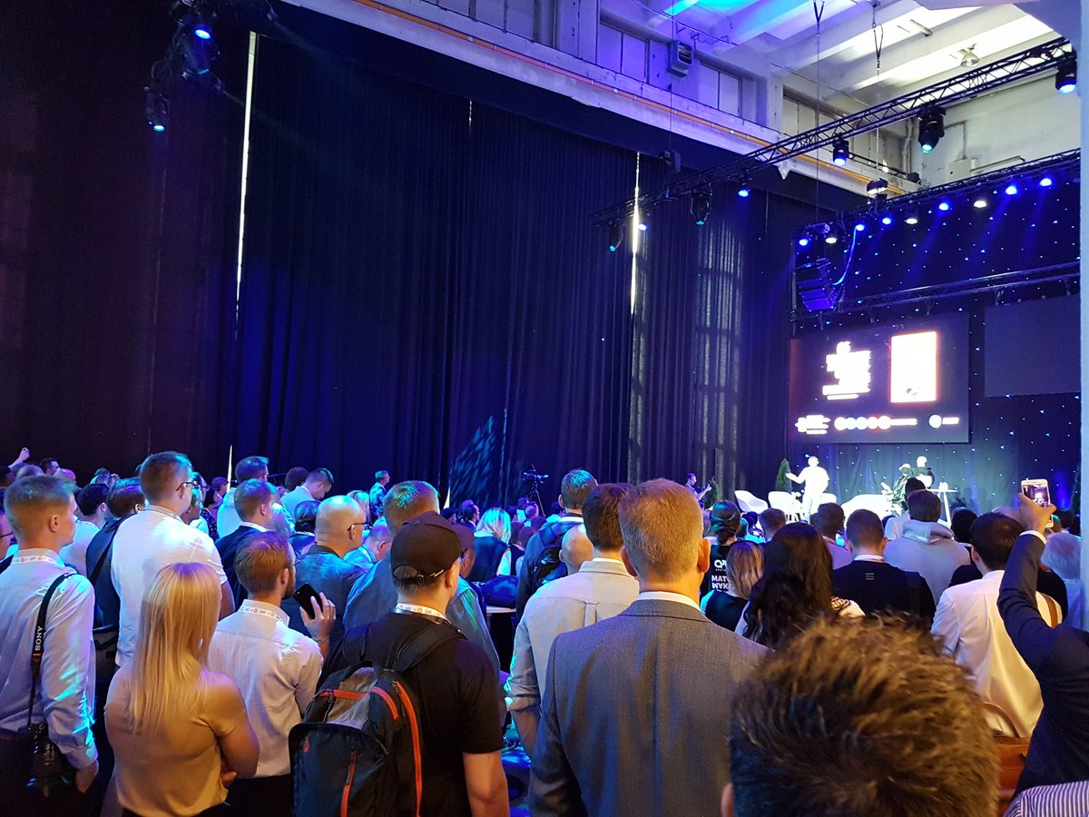 Branimir_P's tweet photo. Garry V at @arctic15 . Good morning from Helsinki where more #apps will be built with @appzio_com :P https://t.co/3PZtVQjxrR