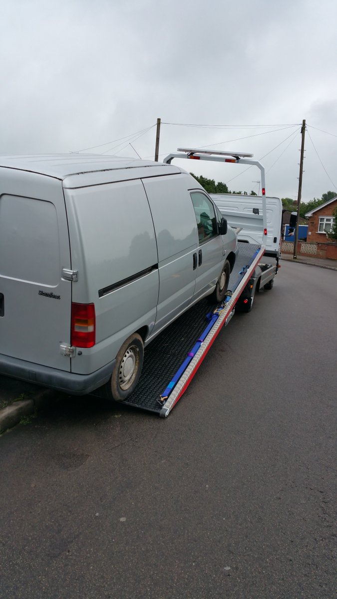 LongfordWMP's tweet photo. Longford/Henley patrols found untaxed, non insured vehicle, which has now been taken off the road.
#untaxedvehicles #communitypolicing https://t.co/y64iWQxQtG