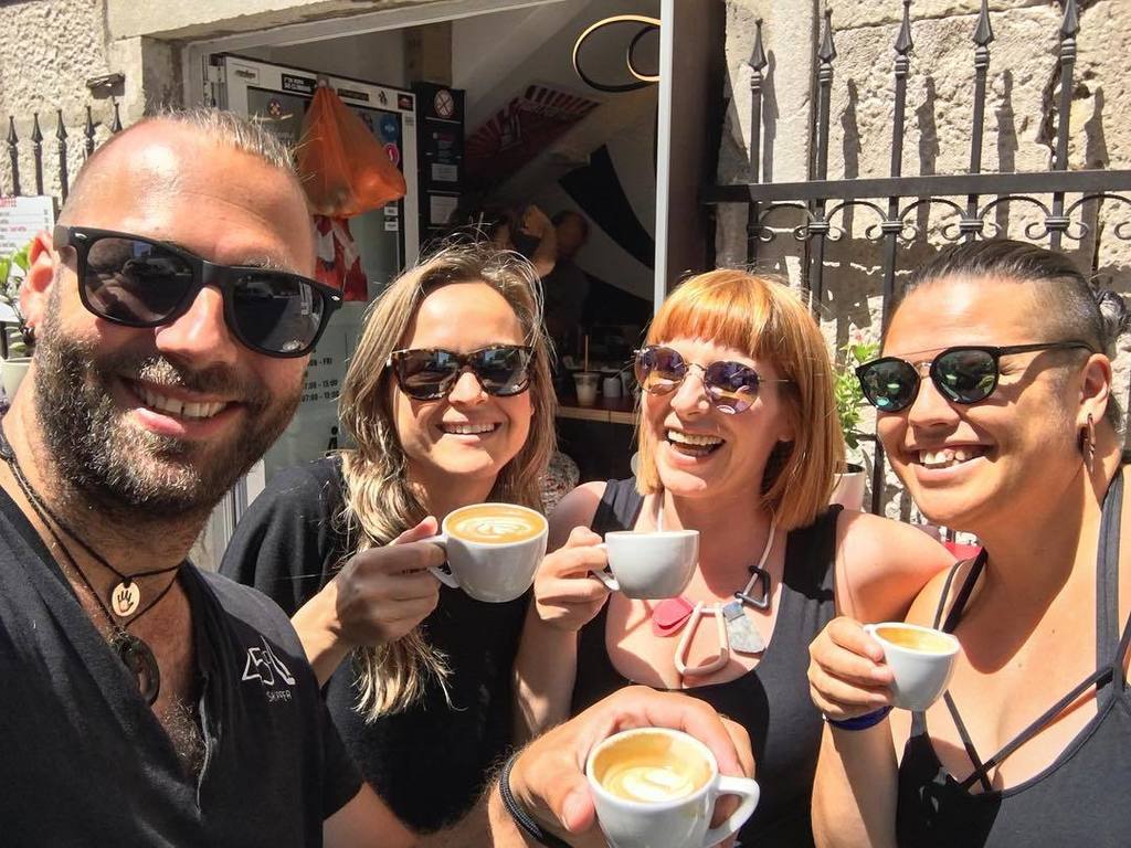 mahinahathaway's tweet photo. this is how happy we get when we get fed coffee #kava #咖啡 #caffeinehigh #splitoldtown #4coffeesoulfood #splitstarigrad #saltwaterteam #saltwaterwhanau https://t.co/TBFRPoYJwk https://t.co/rzPy7UClzg