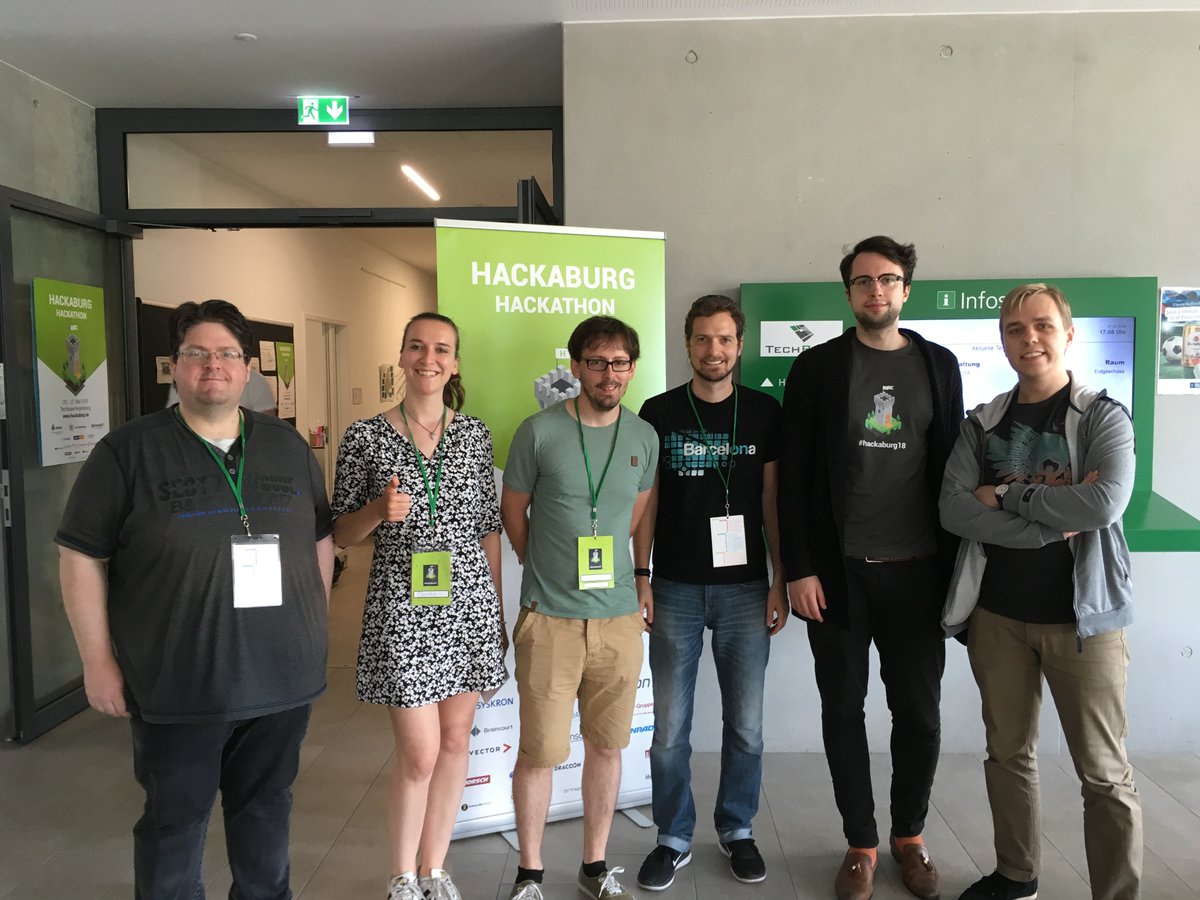 dracoongmbh's tweet photo. Am Wochenende durften wir die "Hackaburg 2018" in Regensburg als Sponsor mit einer eigenen Aufgabenstellun unterstützen! Wir sind begeistert über das, was in der kurzen Zeit ausgearbeitet wurde!
Danke an die tolle Orga!
#hackaburg #dirgehörtdiezukunft #duhastdiewahl #dracoon https://t.co/Sdo3m6NPk7